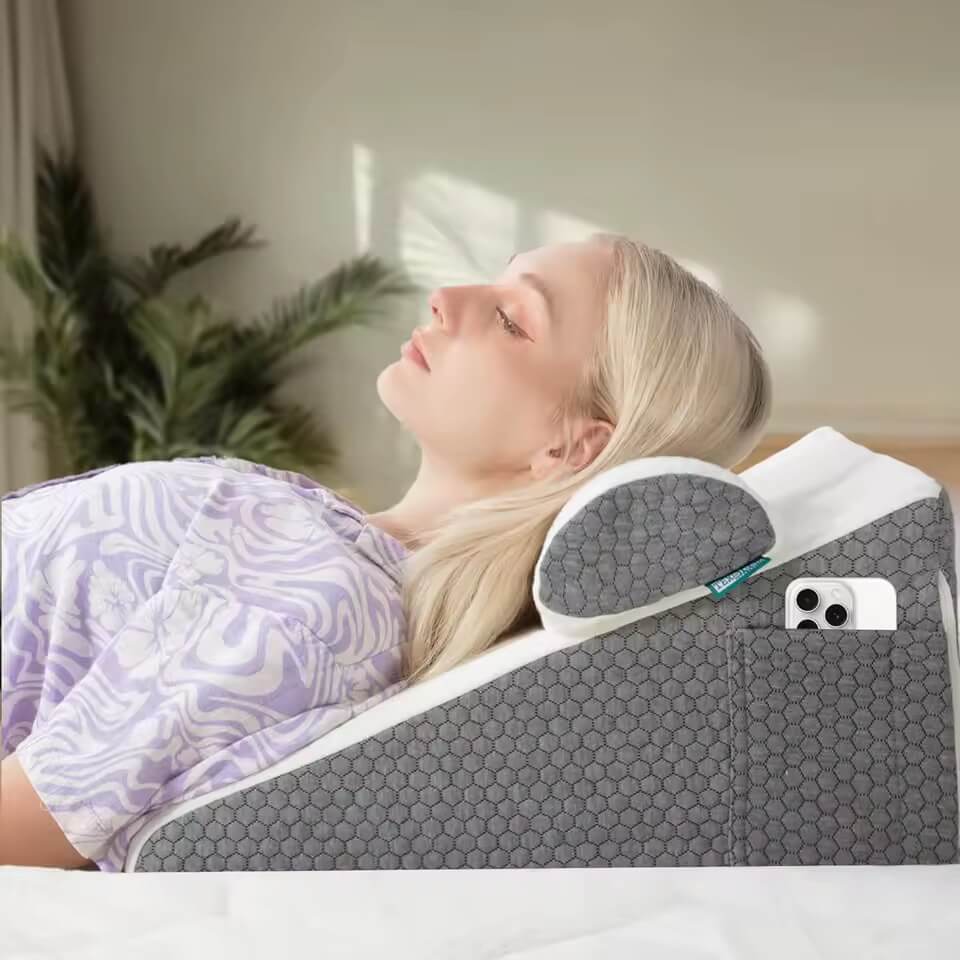 Oreiller triangulaire 2 pièces - soutien dorsal et cervical
